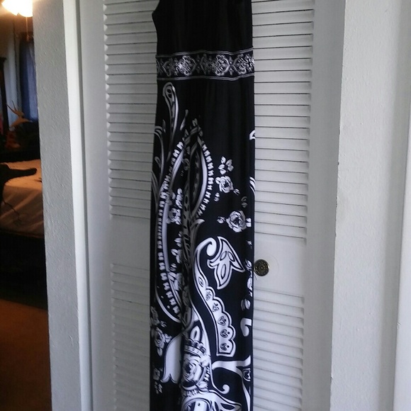Maxi dress - Picture 2 of 2